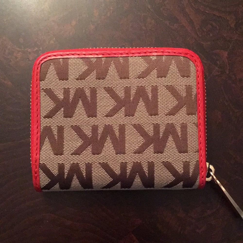 MK Mini Wallet - Picture 2 of 4